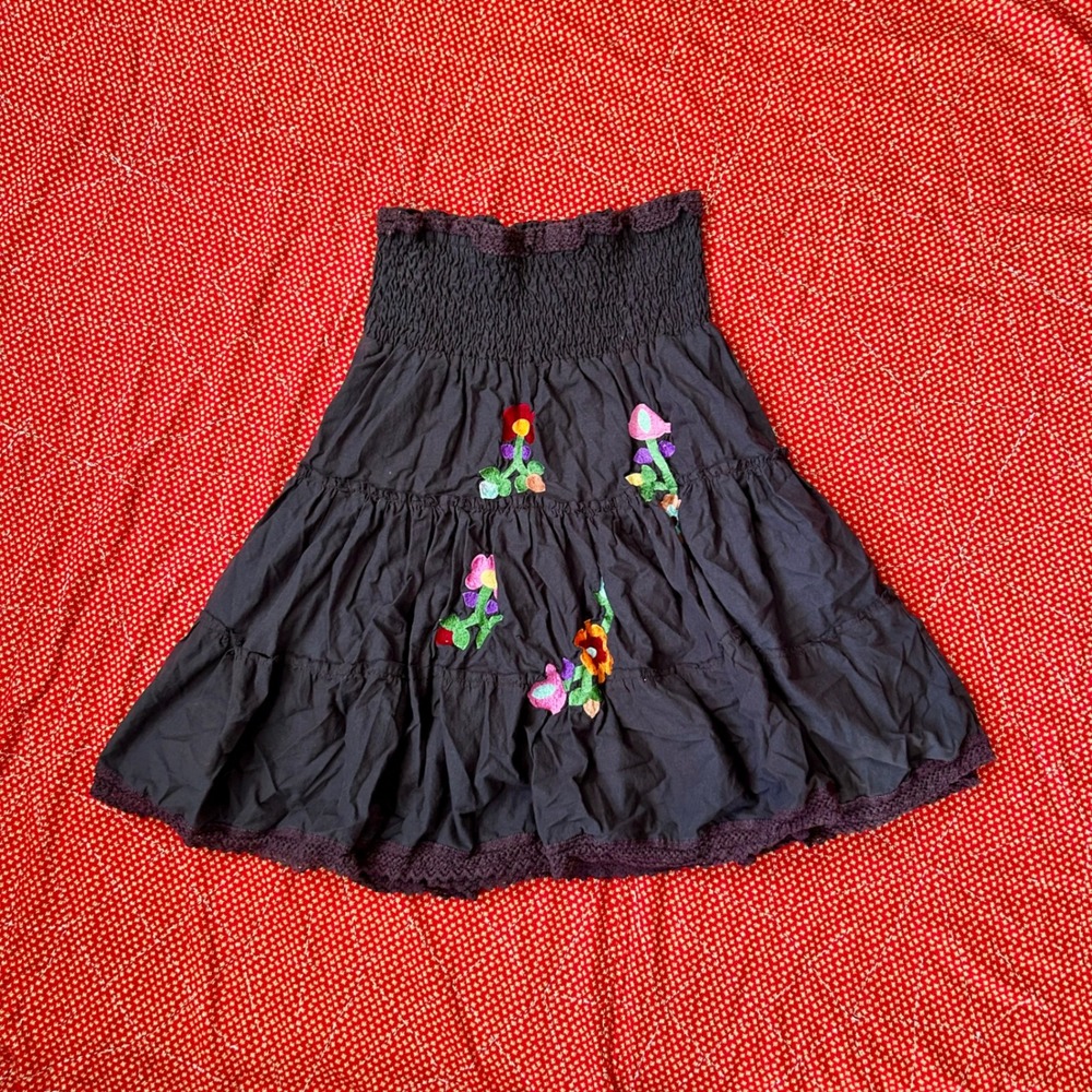 Fashion Terminal Vintage 2000s Embroidered Tiered Skirt